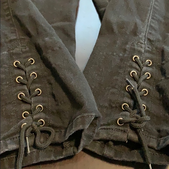 Ladies Guess jegging capris - Picture 9 of 9